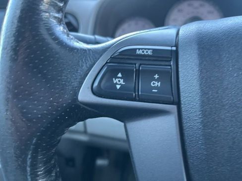 Used 2011 Honda Pilot EX-L image 24