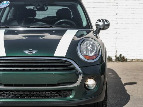 Used 2016 MINI Cooper 2-Door Hardtop image 31