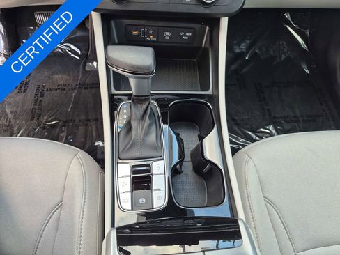 Used 2025 Hyundai Tucson SE image 18