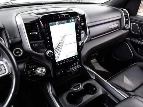 Used 2022 RAM 1500 Laramie AWD/4WD image 23