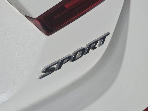 Used 2021 Honda Accord Sport image 8