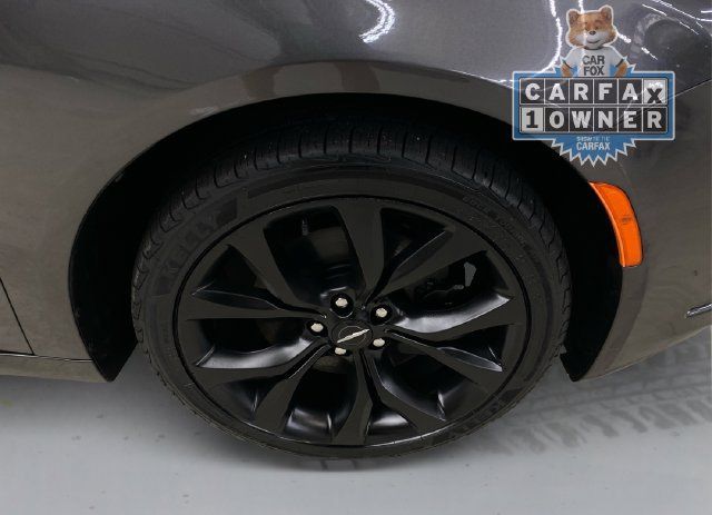 Used 2015 Chrysler 200 S w/ Navigation & Sound Group I AWD/4WD image 16