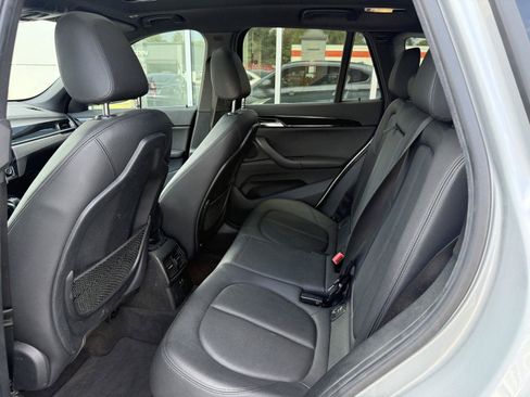Used 2018 BMW X1 xDrive28i w/ Premium Package AWD/4WD image 24