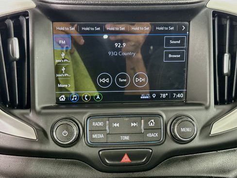 Used 2018 GMC Terrain SLE w/ Driver Convenience Package AWD/4WD image 16