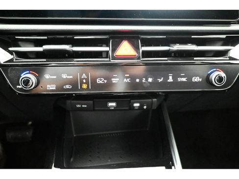 New 2026 Kia Niro Wind w/ Wind Preserve Package FWD image 27