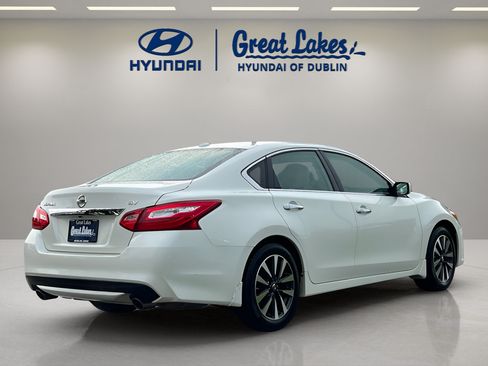 Used 2016 Nissan Altima 2.5 SV FWD image 5