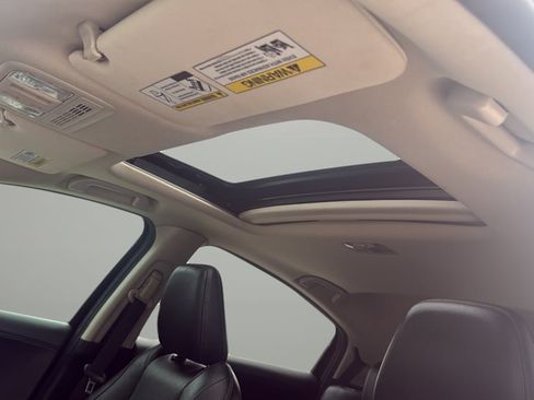 Used 2021 Honda HR-V EX-L image 14