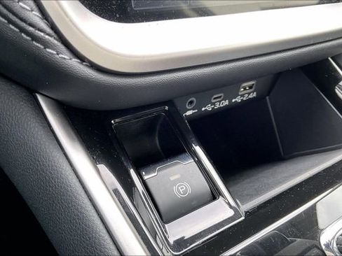 Used 2024 Subaru Outback Limited image 33