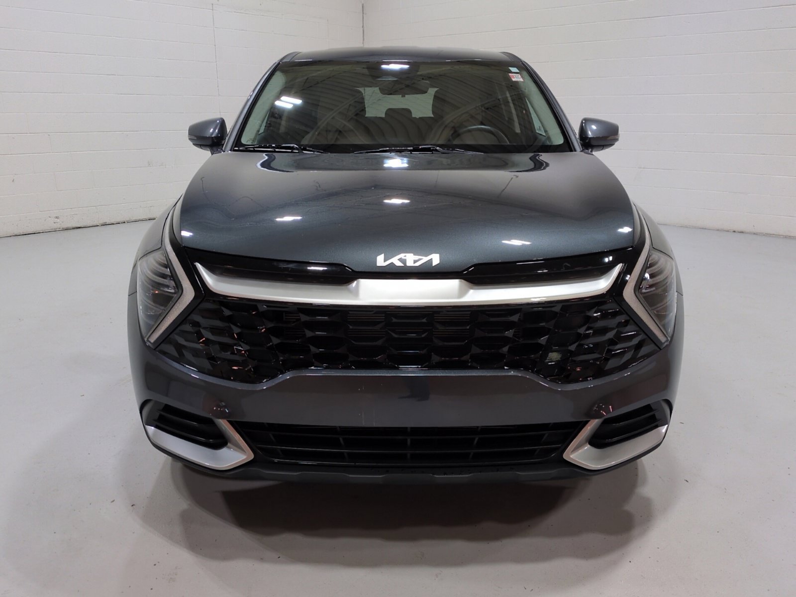 Certified 2024 Kia Sportage EX FWD image 8