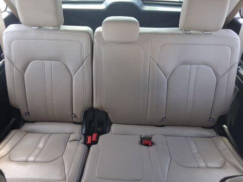 Used 2024 Ford Expedition Max Limited image 20