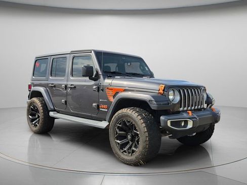 Used 2020 Jeep Wrangler Unlimited Sahara AWD/4WD image 8