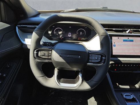 New 2026 Jeep Cherokee Laredo AWD/4WD image 12