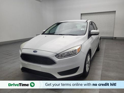 Used 2016 Ford Focus SE image 1