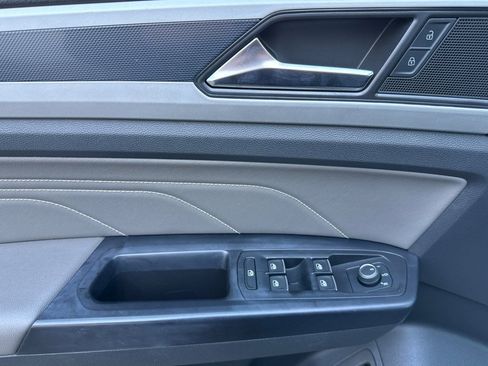 Used 2021 Volkswagen Atlas Cross Sport SEL R-Line image 12