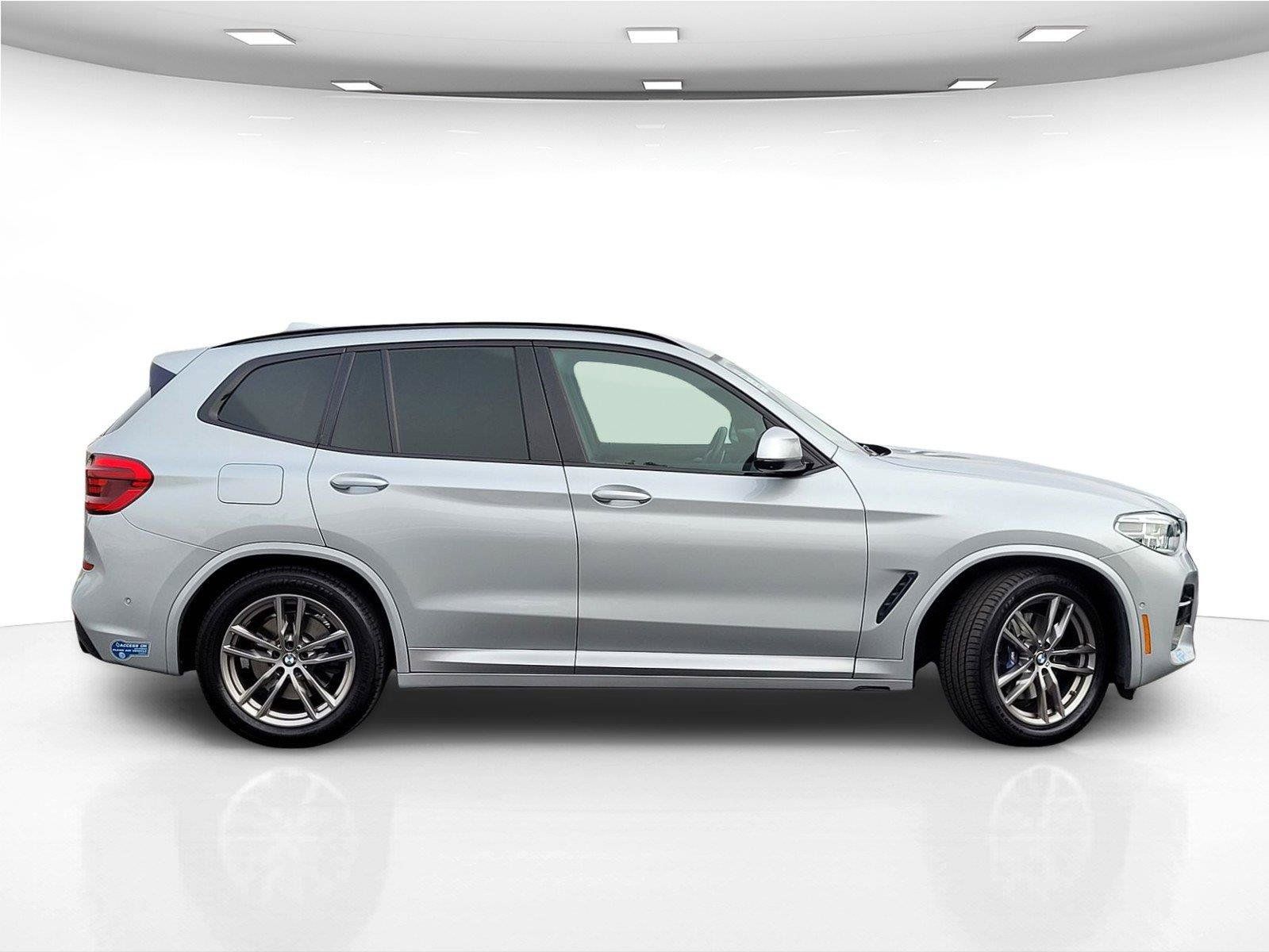 Used 2021 BMW X3 xDrive30e w/ Executive Package AWD/4WD image 5