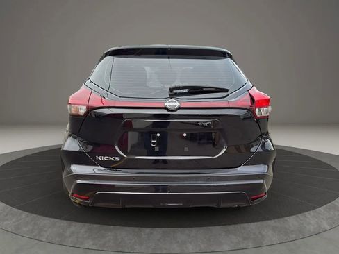 Used 2023 Nissan Kicks S image 6