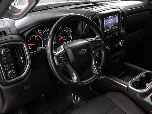 Used 2021 Chevrolet Silverado 1500 RST w/ Convenience Package II AWD/4WD image 5