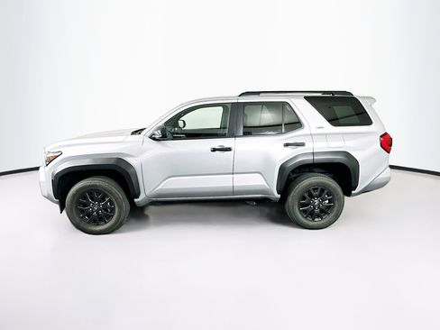 Used 2025 Toyota 4Runner SR5 RWD image 4