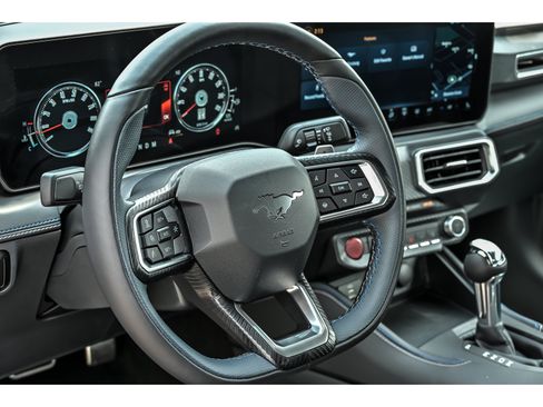 Used 2025 Ford Mustang GT Premium RWD image 28