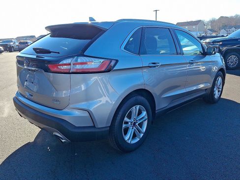 Used 2020 Ford Edge SEL image 4