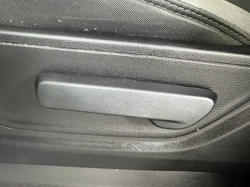 Used 2022 RAM 1500 Big Horn AWD/4WD image 16
