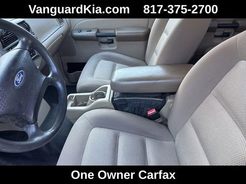 Used 2005 Ford Explorer Sport Trac XLS image 2