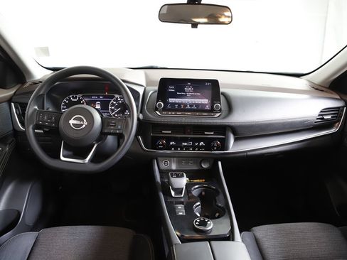 Used 2023 Nissan Rogue SV AWD/4WD image 11