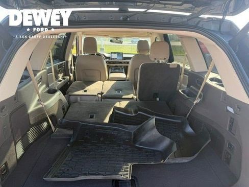 Used 2021 Lincoln Aviator Reserve w/ Equipment Group 201A AWD/4WD image 34