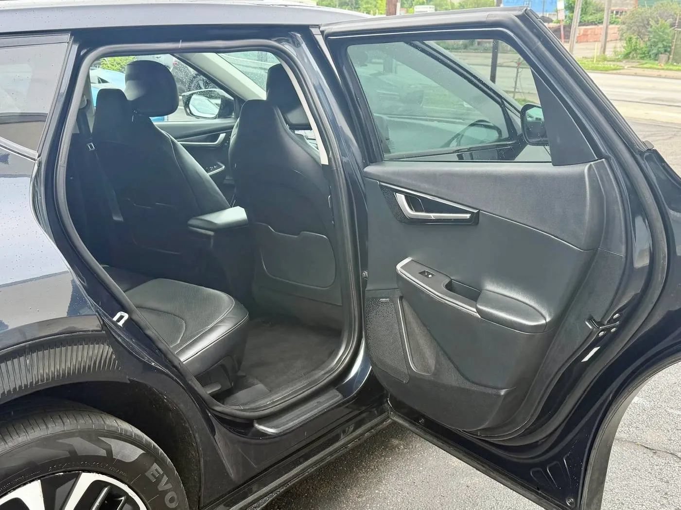 Used 2022 Kia EV6 Wind w/ Wind Technology Package AWD/4WD image 21