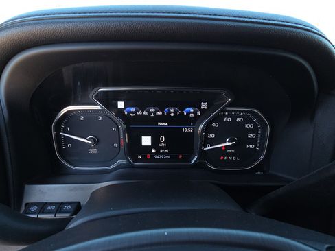 Used 2022 GMC Sierra 2500 Denali w/ Denali Ultimate Package image 18