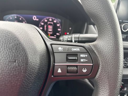 Used 2024 Honda Accord EX image 26