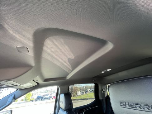 Used 2023 GMC Sierra 1500 Elevation w/ Preferred Package AWD/4WD image 32