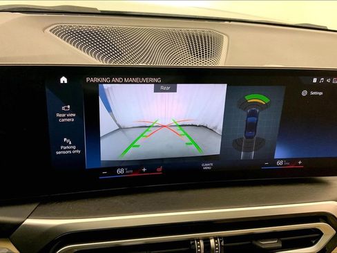 Certified 2023 BMW 330e w/ Convenience Package image 17