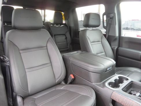 Used 2023 GMC Sierra 2500 Denali image 9