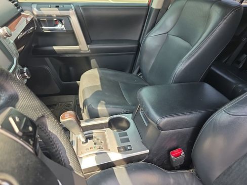 Used 2015 Toyota 4Runner Limited image 16