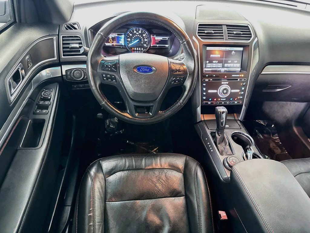 Used 2016 Ford Explorer Sport w/ Equipment Group 401A AWD/4WD image 16