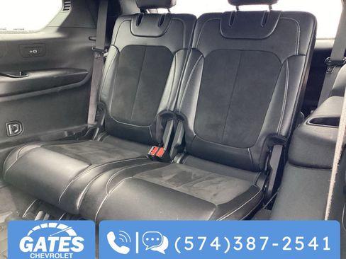 Used 2022 Jeep Grand Cherokee L Laredo AWD/4WD image 17