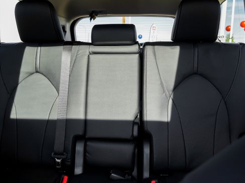 New 2026 Toyota Grand Highlander Limited image 23