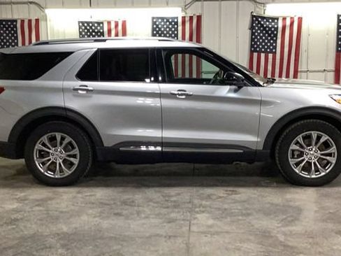 Used 2020 Ford Explorer Limited AWD/4WD image 17
