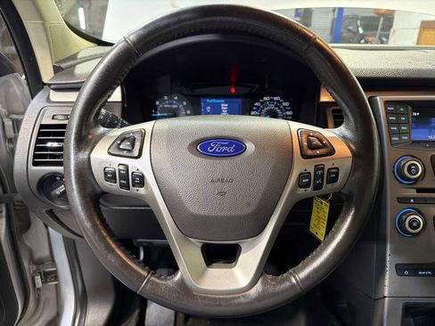 Used 2016 Ford Flex SE image 18