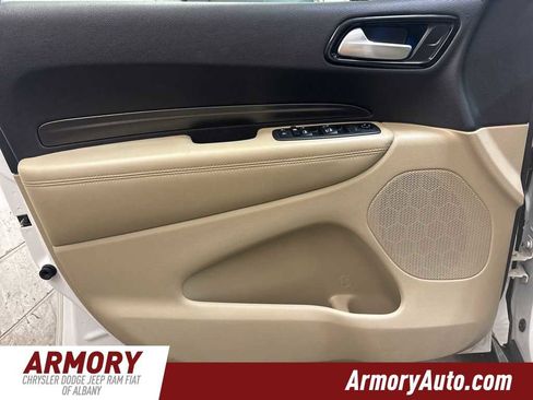 Used 2021 Dodge Durango SXT w/ 3rd Row Seating Group image 7