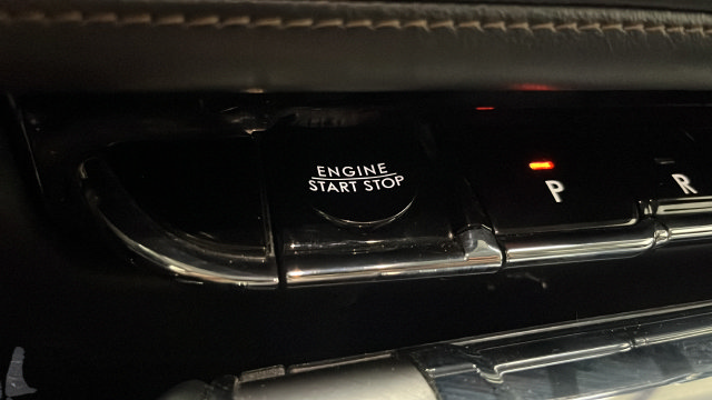 Used 2025 Lincoln Aviator AWD image 38