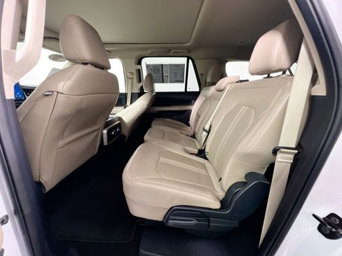 Used 2024 Ford Expedition Max Limited image 29