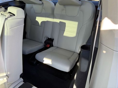 Certified 2024 Volvo XC90 B5 Core w/ Protection Package Premier image 12