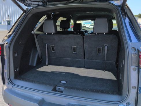 Used 2023 Chevrolet Traverse LT AWD/4WD image 26
