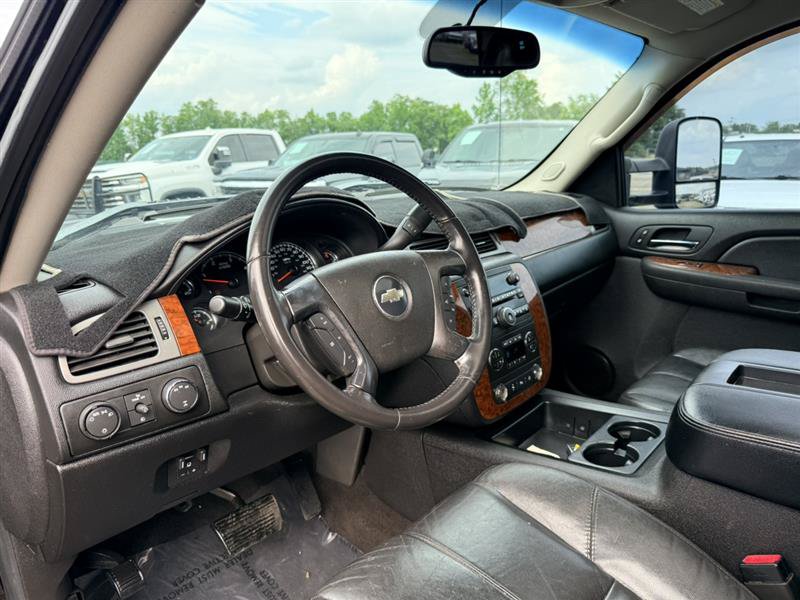 Used 2008 Chevrolet Silverado 3500 LTZ w/ Suspension Package, Off-Road AWD/4WD image 30