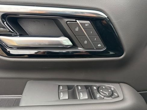 New 2026 Chevrolet Suburban LT w/ Comfort Package image 31