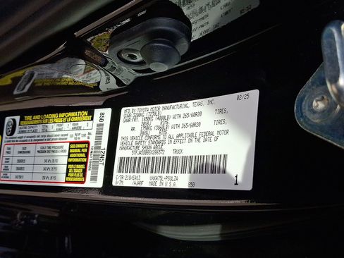 New 2025 Toyota Tundra Limited image 14