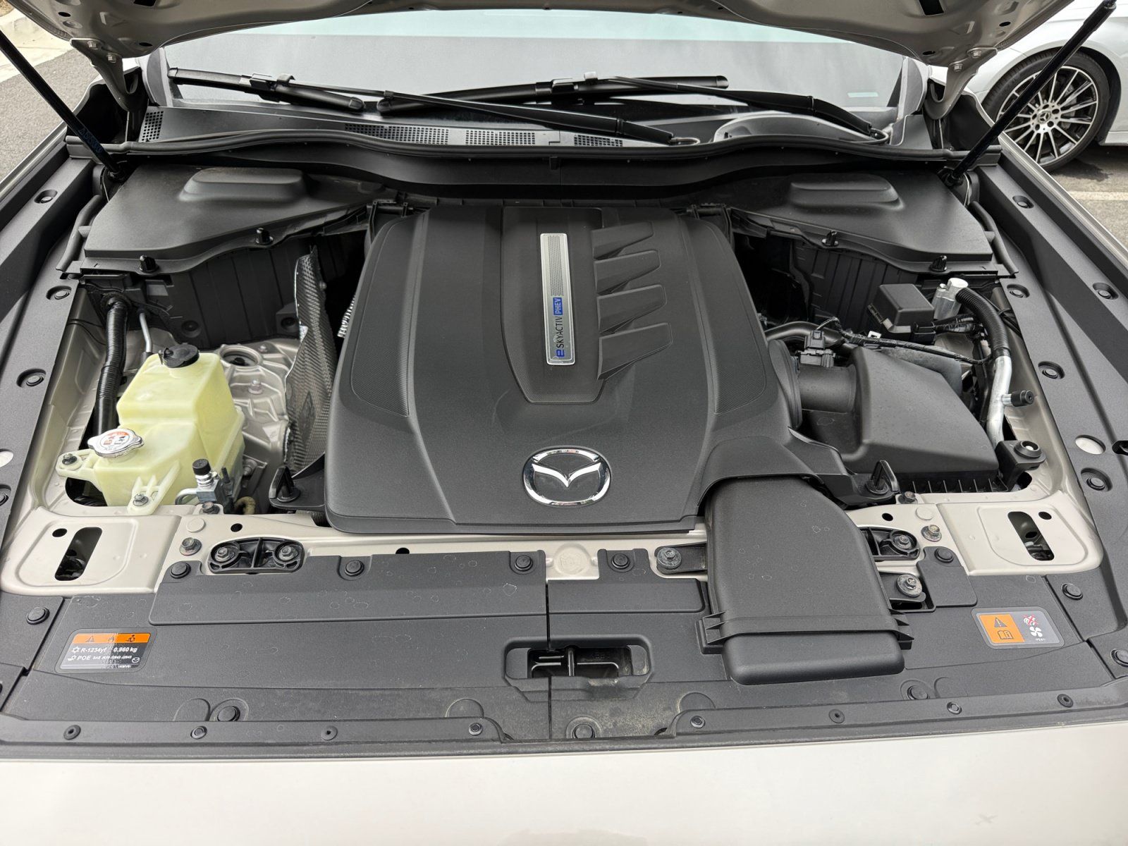 Certified 2025 MAZDA CX-90 Plug-In Hybrid w/ Preferred AWD/4WD image 20