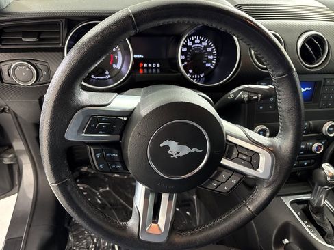 Used 2022 Ford Mustang Coupe image 21